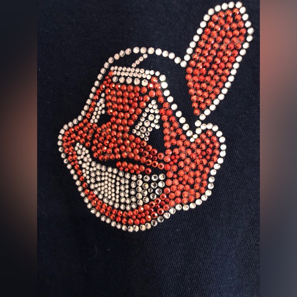 Gildan Cleveland Indians Chief Wahoo Women’s T-Shirt - Picture 4 of 6